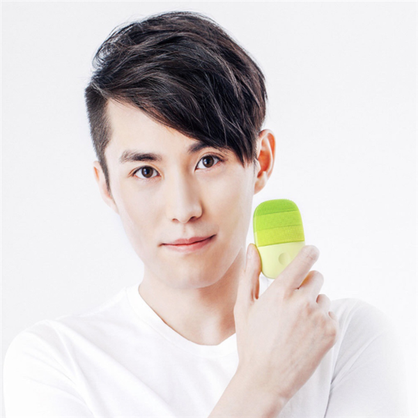 Silicone Face Wash Brush